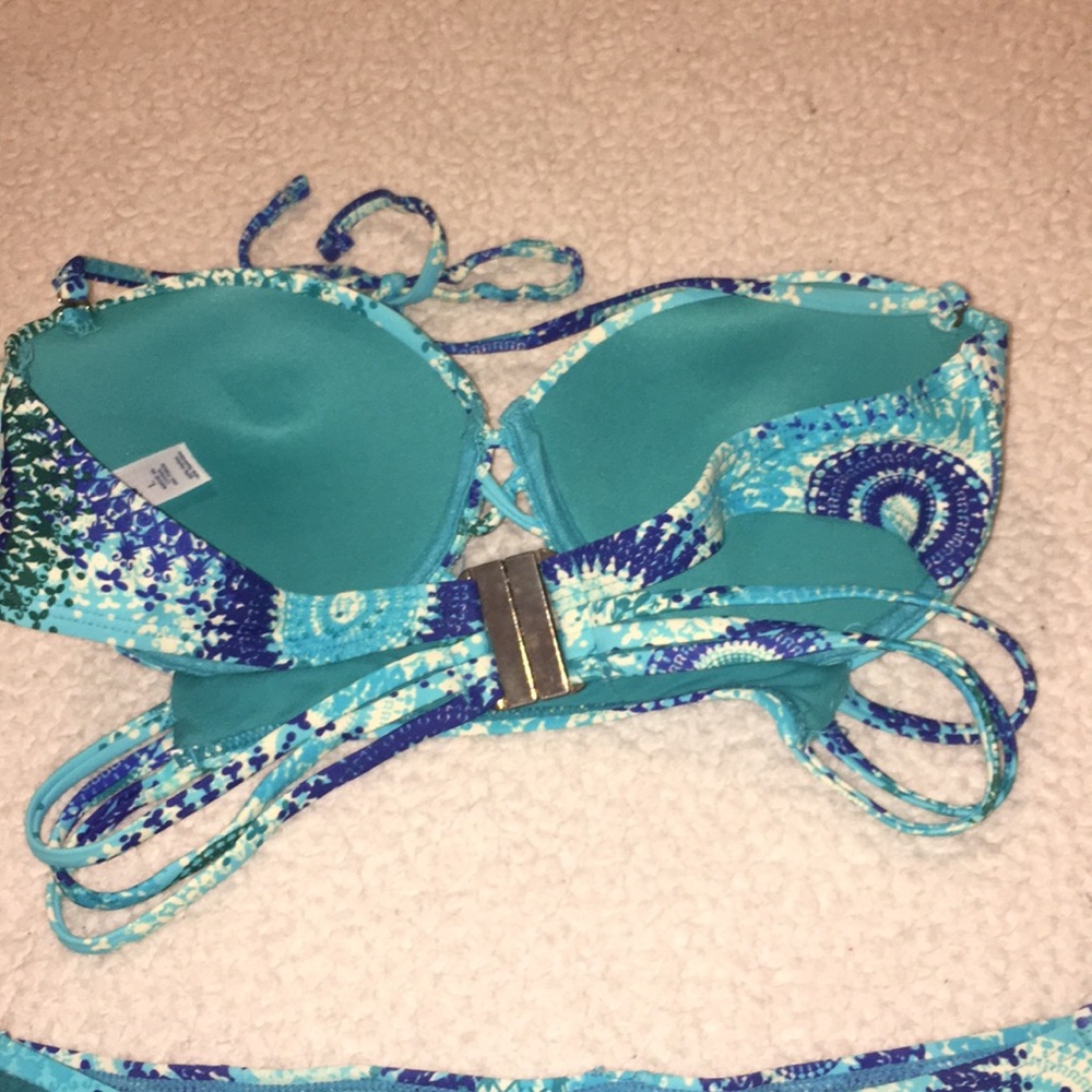 Blue Bikini - Picture 2 of 5